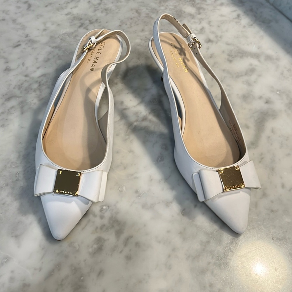 Cole Haan white Heels; Size 6 - Picture 2 of 11